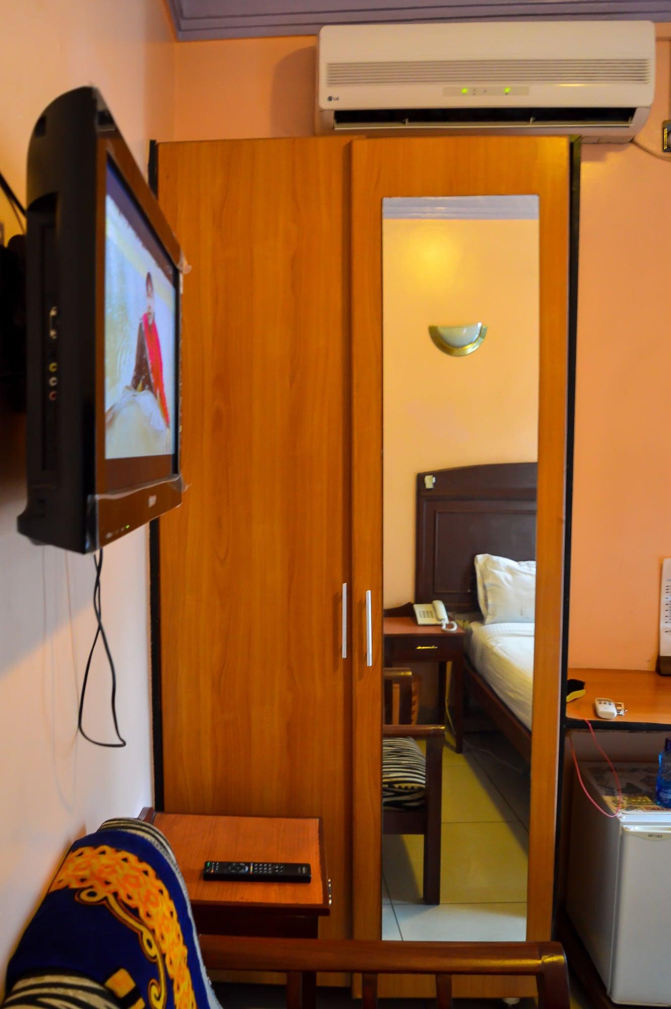 Global Palace Hotel Mombasa Eksteriør bilde